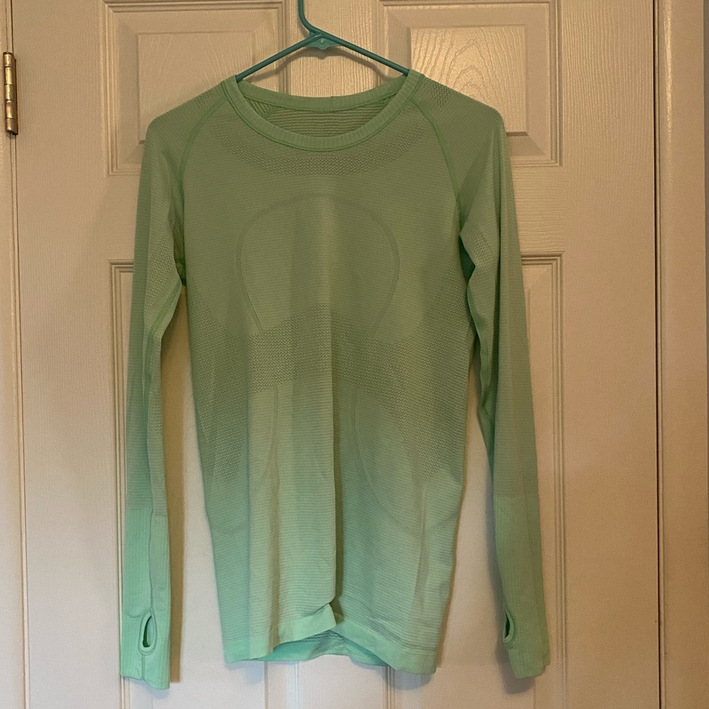 Lululemon Women’s Swiftly Tech Long Sleeve Size 8